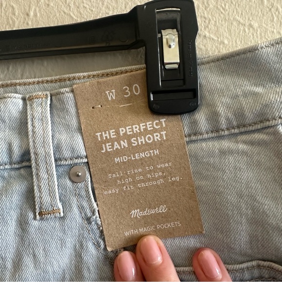 Madewell Jean shorts size 30 - Picture 2 of 8